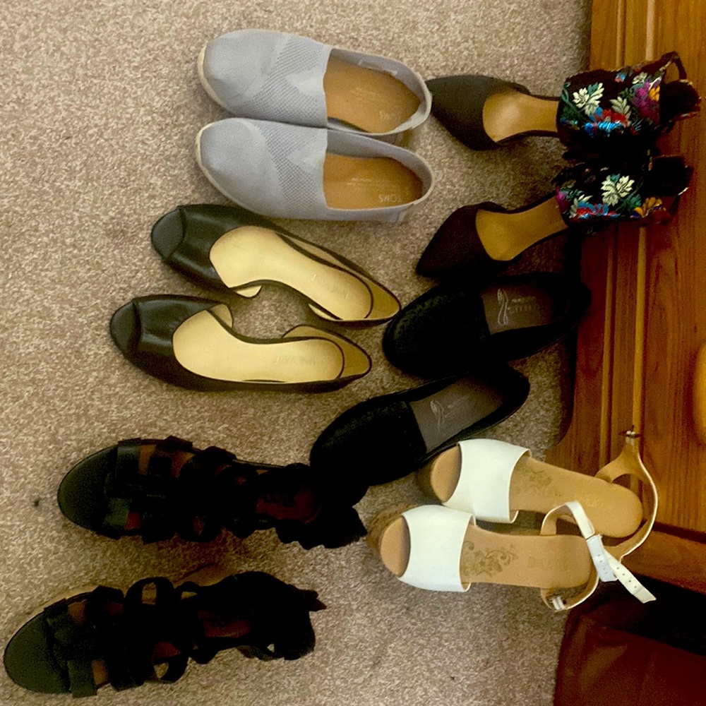 Six pairs they’ve been sitting down there for a while without use each pair $10